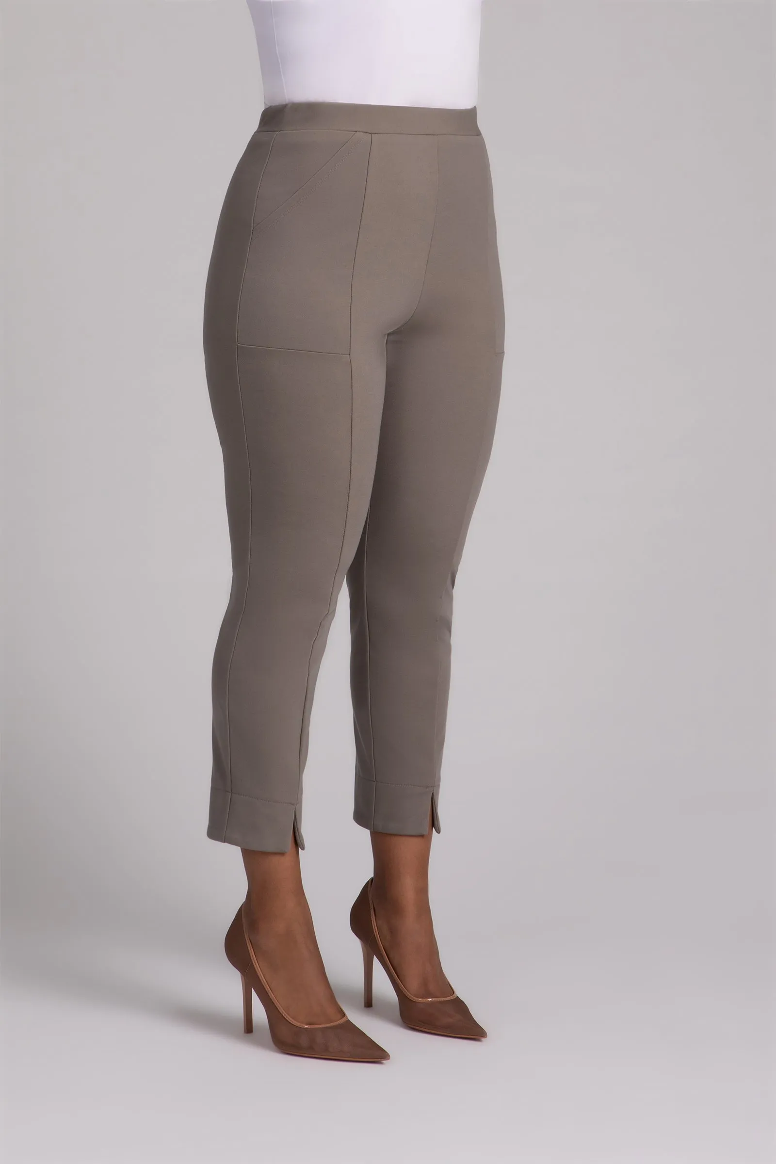 Ponte Hepburn Ankle Pant | Taupe