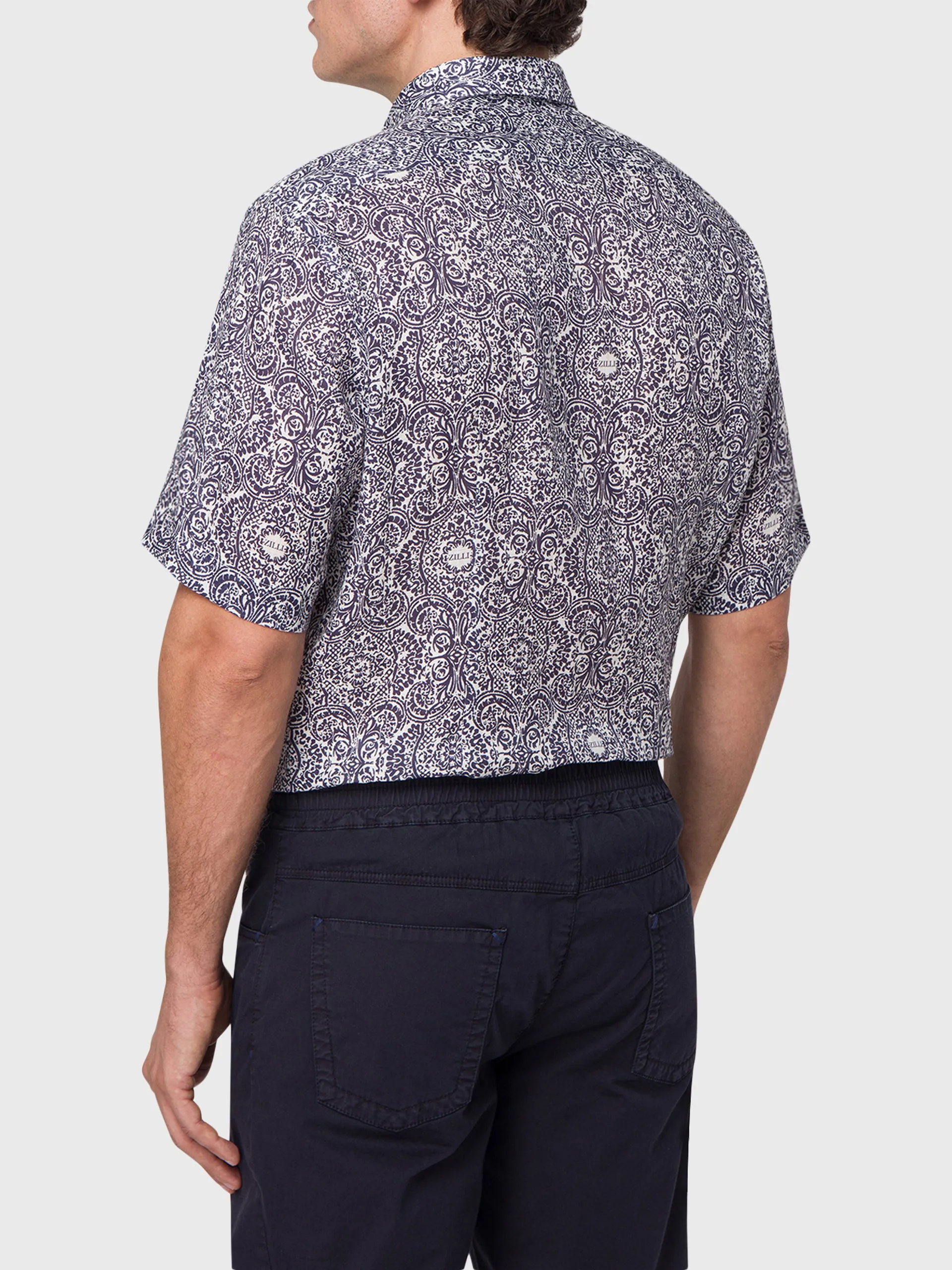 Short Sleeve Shirt with Paisley Printed Pattern